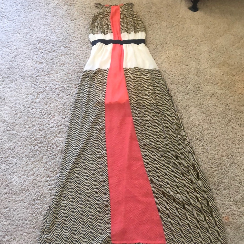Dainty Hooligan Coral & Ivory Zig Zag Sahara Maxi